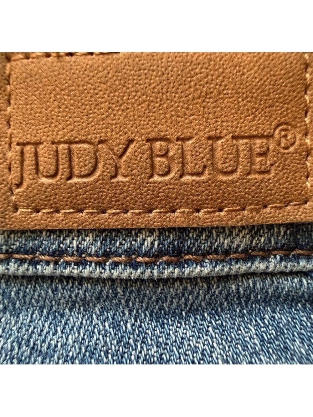 β JUDY BLUE distressed straight crop jeans π sz 5/27 β¨ - Picture 13 of 16